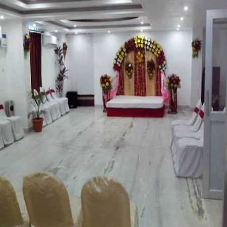 Hotel Sunview Dispur Экстерьер фото