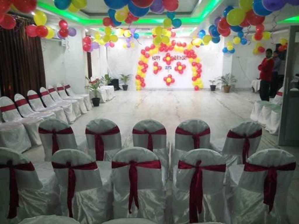 Hotel Sunview Dispur Экстерьер фото